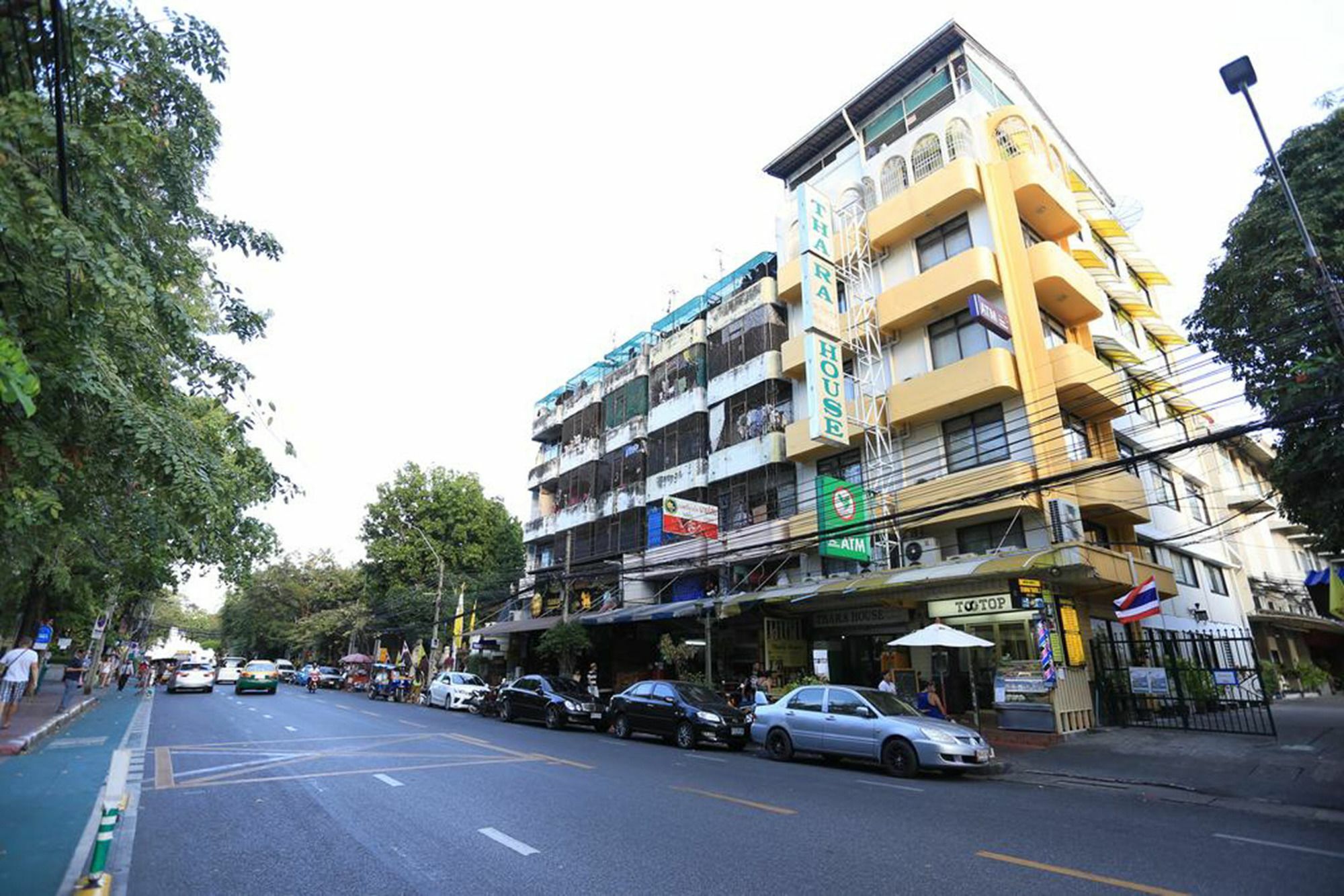 Thara House Hotel Bangkok Ngoại thất bức ảnh